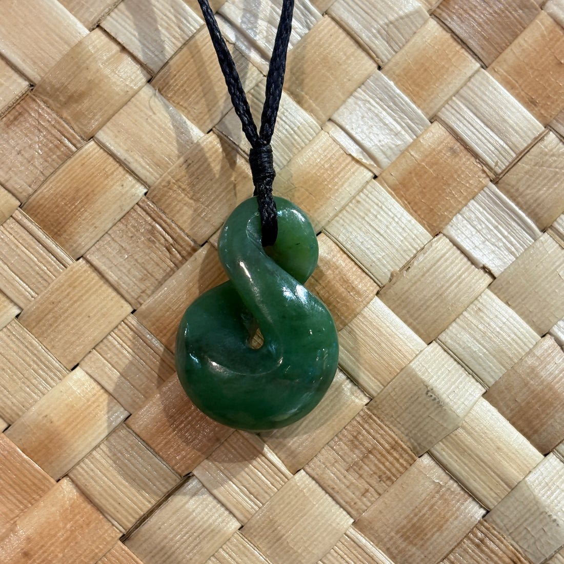 Jade Single Crossover Pendant Necklace