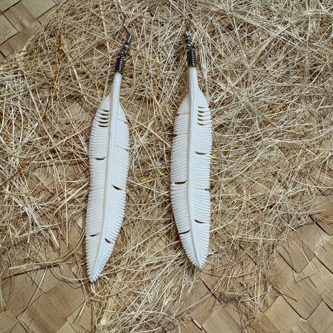 Bond Feather Earrings
