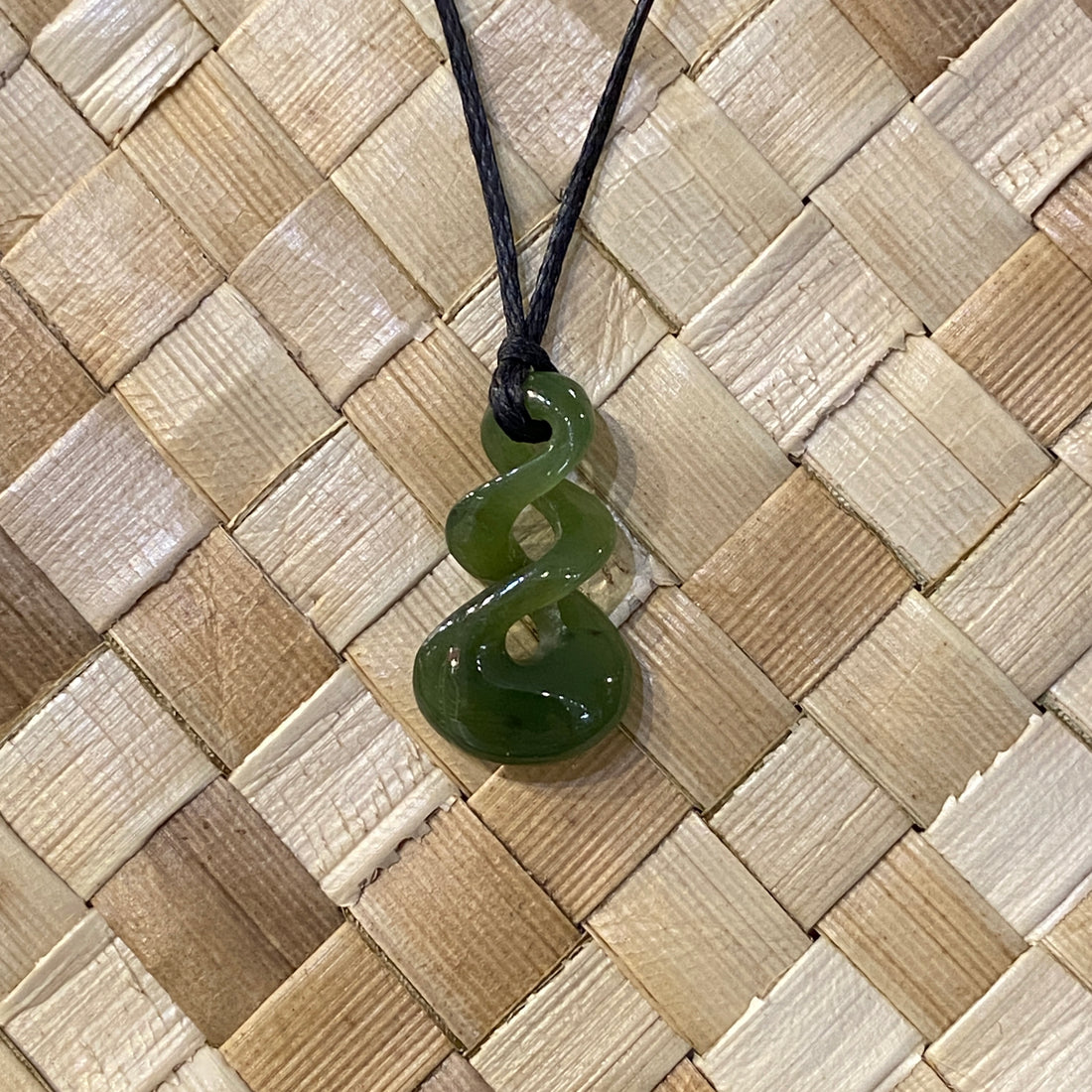 Jade Double Crossover Pendant Necklace - Mini