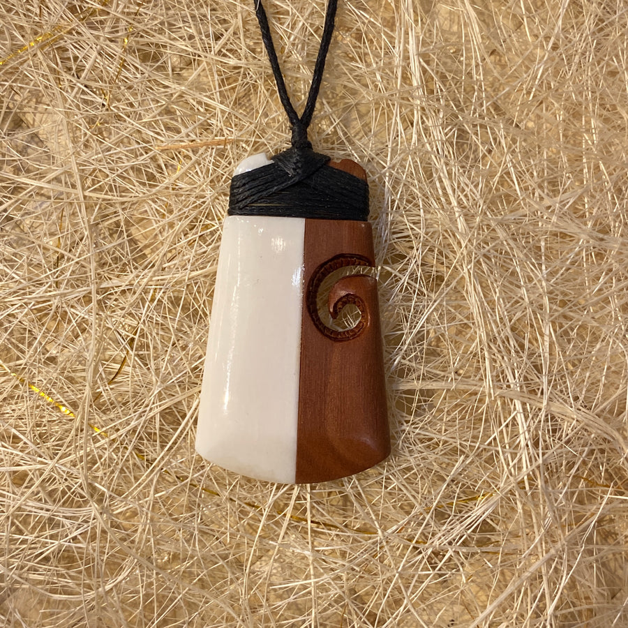 TOKI Bone&Wood pendant