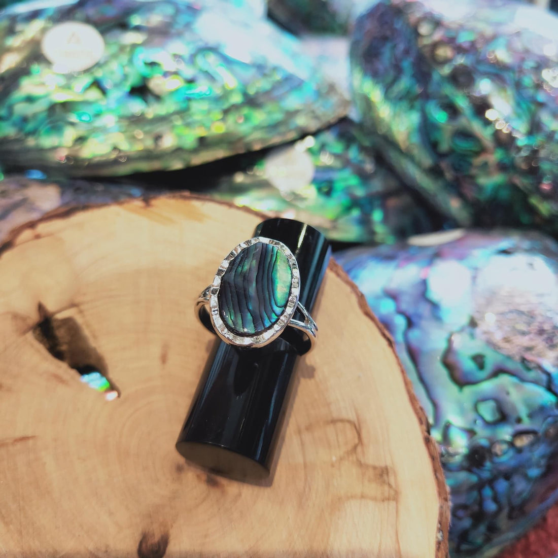 Paua Shell Scalloped Oval Ring