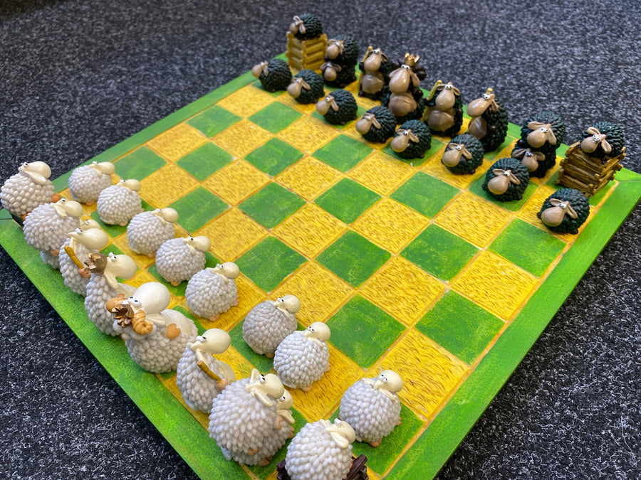 KIWI &Sheep Chess set