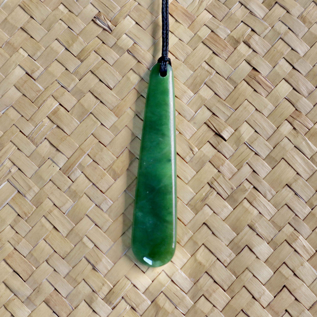 Jade drop pendant necklace